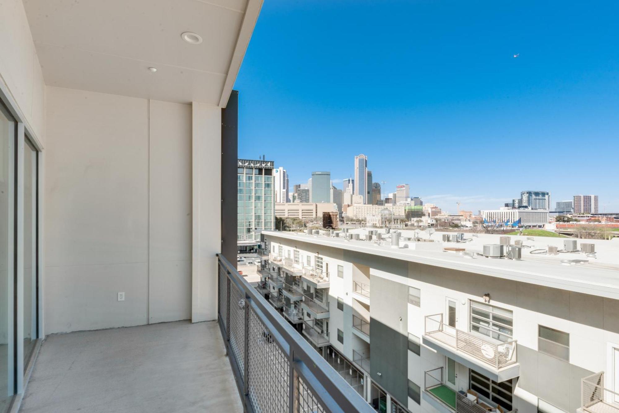 Snazzy Loft Style 2Br I Gym I Parking I Workspace ดัลลัส ภายนอก รูปภาพ